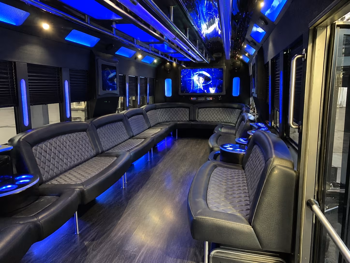 weymouth 28 passenger party bus interior