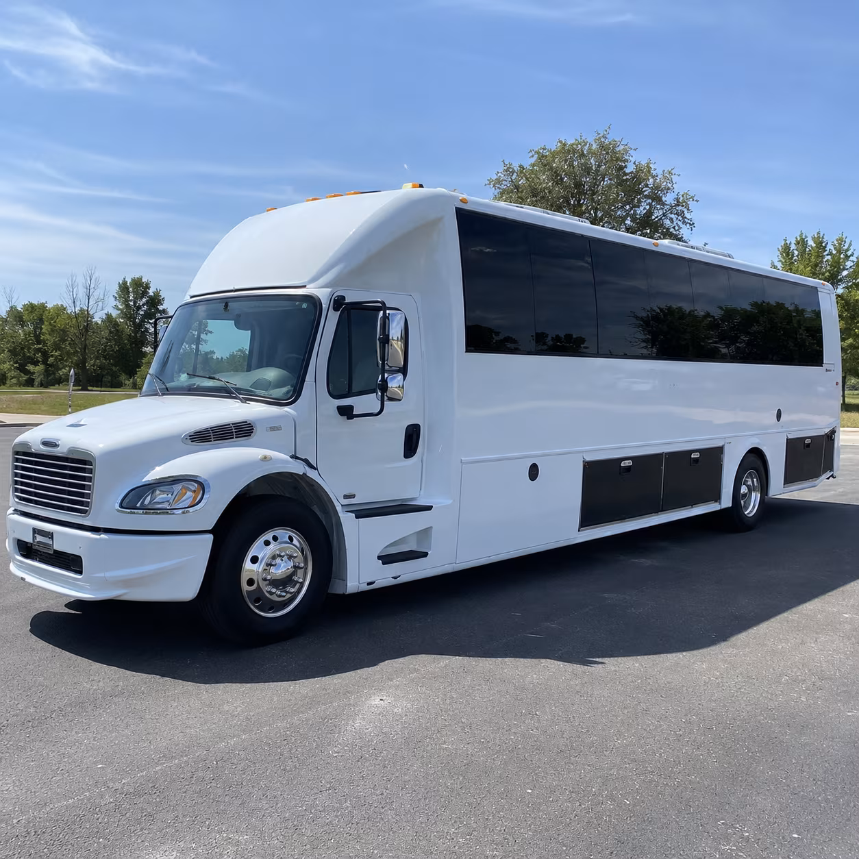 weymouth 40 passenger party bus